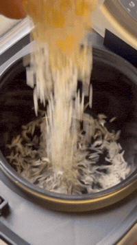 Broccoli Cheddar Rice. One Button. | Rice Robot