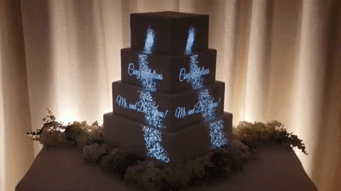 andrewquitmeyer giphygifmaker cake effects particle GIF