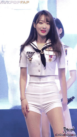 kyungri GIF