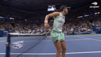 Swiatek Celebrates Victory