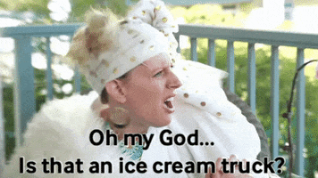 CarlaDelaney fun tv friends women GIF