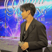 Looking I See You GIF