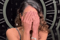 Sorprendida Maria Leon GIF