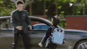 wo de qian ban sheng GIF