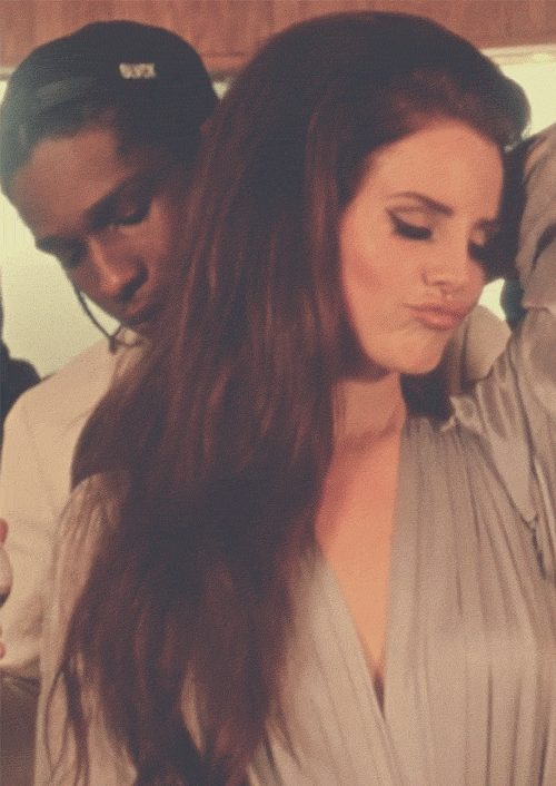 Sexy Lana Del Ray GIF