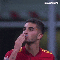 Football Kiss GIF by DAZN Belgium