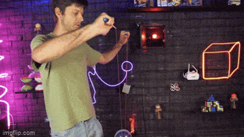 Nerd Geek GIF by FYFT