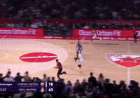 Jordan Nwora GIF
