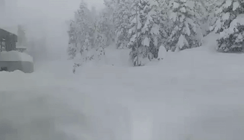 Greek Ski Resort Sees Heavy Snow