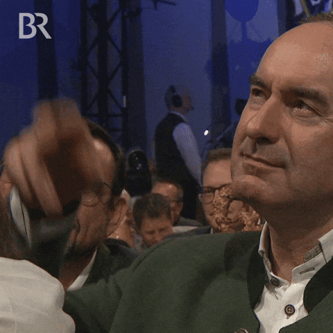 Bayern Smile GIF by Bayerischer Rundfunk
