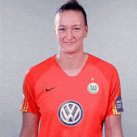 serious almuth schult GIF by VfL Wolfsburg