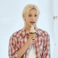 Lee Felix GIF