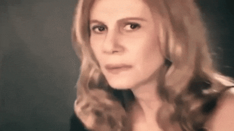 News MEI - Edição 17 - Gif do meme da Nazaré - novela Senhora do Destino - fazendo cálculos mentais
