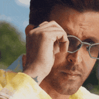UHDSTORIES wow wtf woah hrithik roshan GIF
