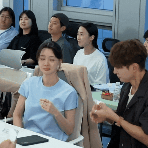 mariabettina01 giphyupload kwon nara joo won 권나라 GIF