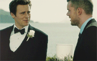 jonathan groff GIF