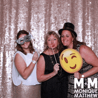 chicbooth GIF