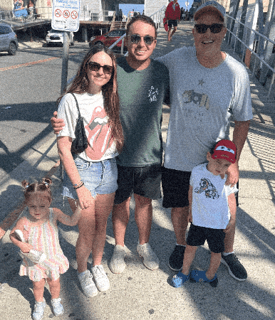 andrewbarroway giphygifmaker andrew barroway andrew barroway hedge fund GIF