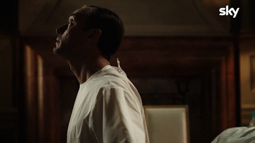 Jude Law Lenny Belardo GIF by Sky Italia