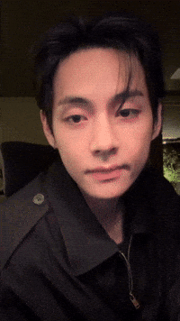 Kim Taehyung Love GIF