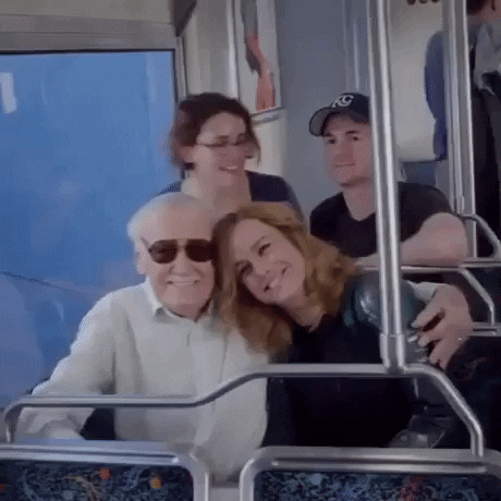 gif-vif giphyupload gifvif brie larson meets stan lee GIF