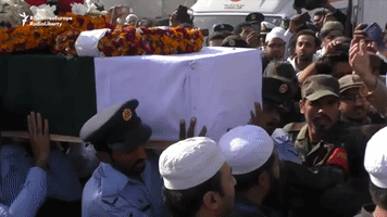 Thousands Gather for Funeral of Singer, Muslim Preacher Killed in Pakistan Plane Crash