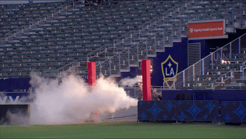 The Amazing Race Running GIF by CBS