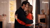 Abrazo Arafta GIF
