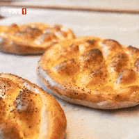Dinner Eat GIF by TRT