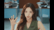 Sneakers Lia GIF by ITZY