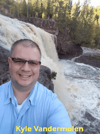 kylevandermolen giphygifmaker giphyattribution kyle vandermolen GIF