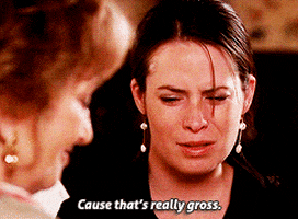 piper halliwell s7 GIF