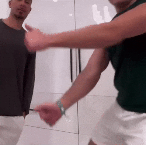 qgdocaio giphyupload caio cerqueira caio iris qgdocaio GIF