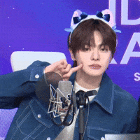 Leo GIF