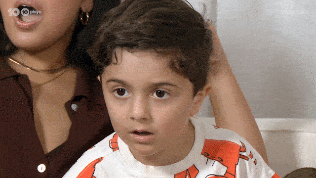 Australian Tv Omg GIF by Gogglebox Australia