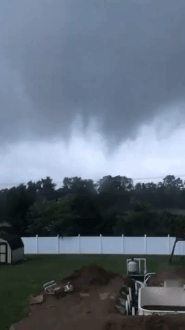 'Get in the Basement!': New Jersey Dad Shouts Warning as Tornado Looms