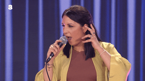 News Gossip GIF by Tv8it