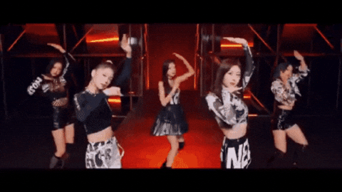ToBeStill giphygifmaker dance k-pop itzy GIF