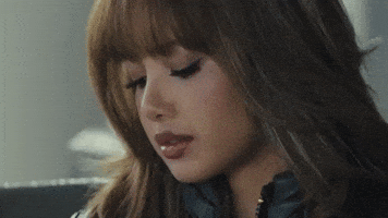Lisa GIF by Maroon 5