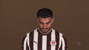 Look Up St Pauli GIF by Bundesliga