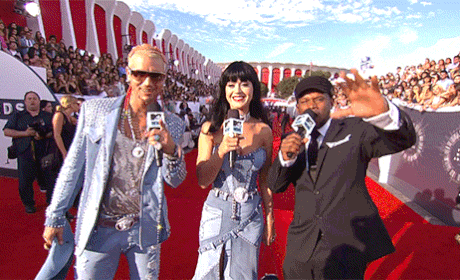 mtv vmas GIF