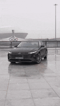 Quvvatoff quvvatoff speedramp redmi legend GIF