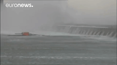 storm waves GIF by euronews