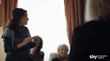 cruz cura GIF by Sky España