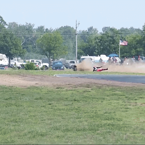 Scared Uh Oh GIF by MotoAmerica