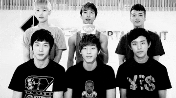 kpop GIF