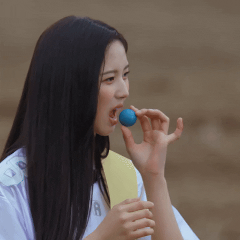 Confused K Pop GIF
