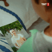 Vintage Kiss GIF by TRT