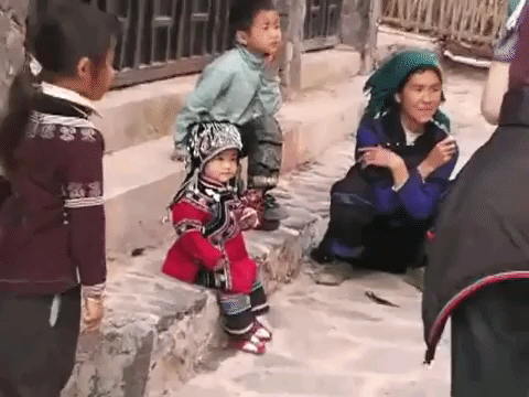 chi eat GIF