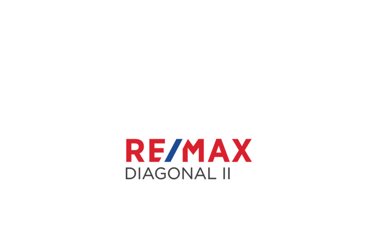 Vendido Sticker by Remax Diagonal 2